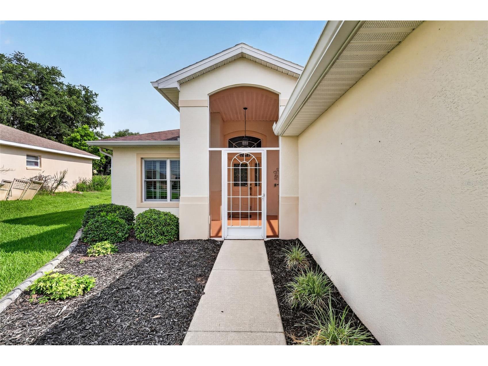 5809 Bounty Circle Tavares FL 32778 - LITTLE LAKE HARRIS G5115378 image3