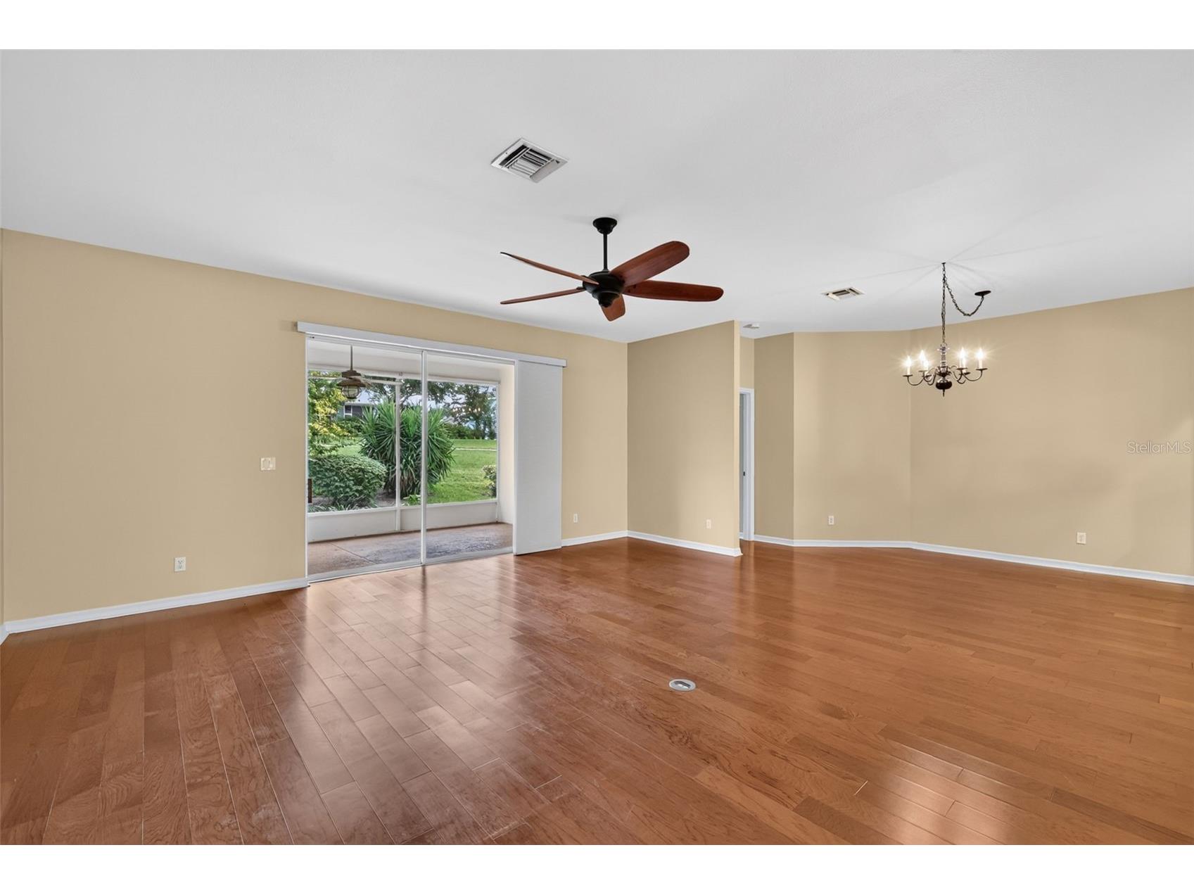 5809 Bounty Circle Tavares FL 32778 - LITTLE LAKE HARRIS G5115378 image8