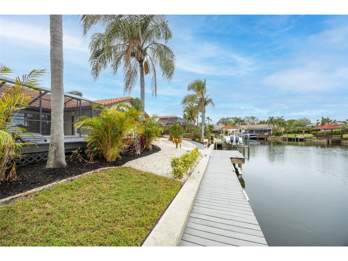 5809 Cruiser Way Tampa FL 33615 TB8341730 image16