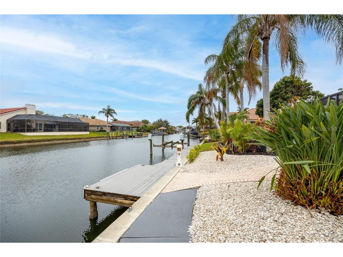 5809 Cruiser Way Tampa FL 33615 TB8341730 image17