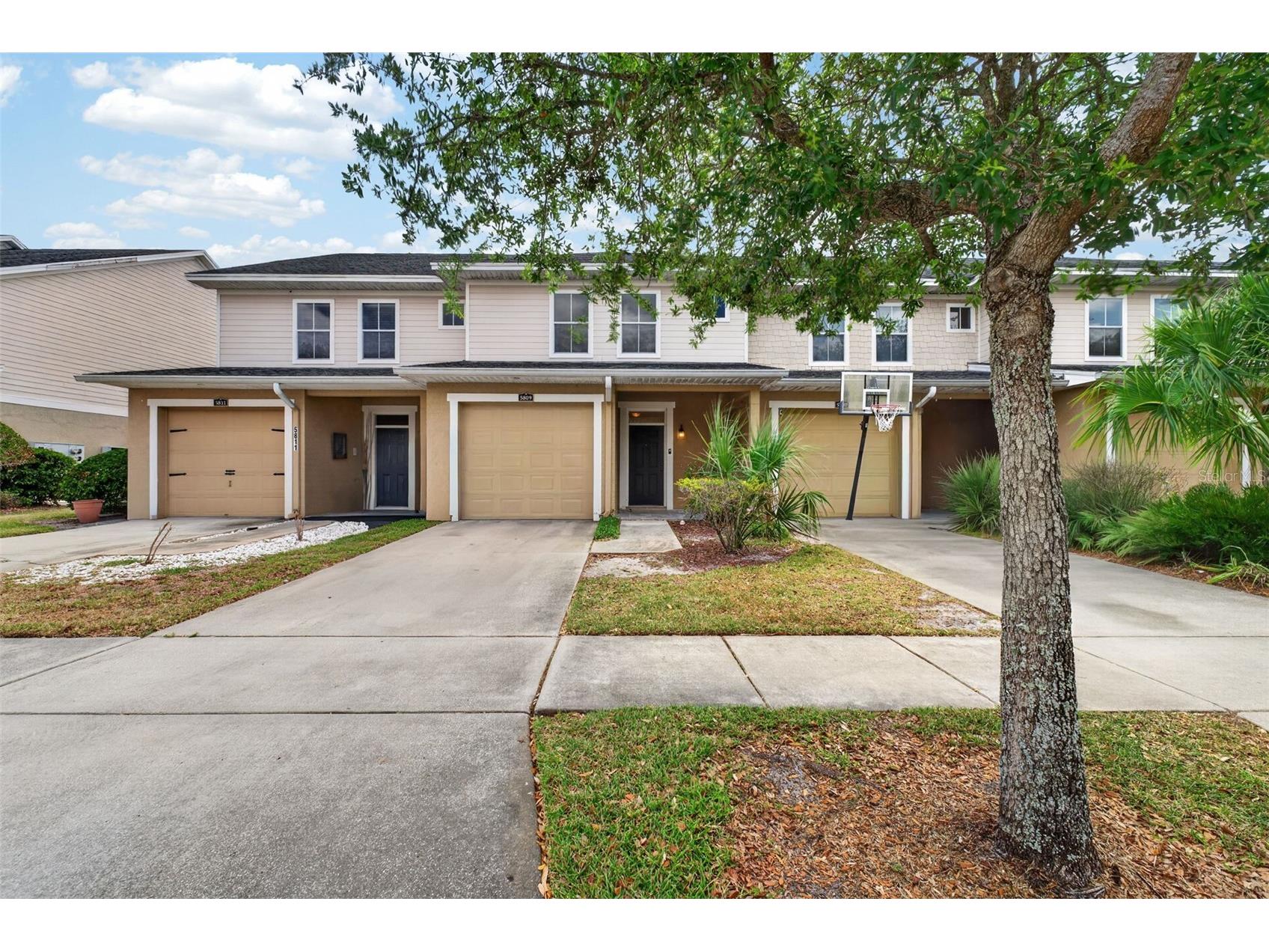 5809 Leopardstown Drive Tampa FL 33610 TB8502504 image1