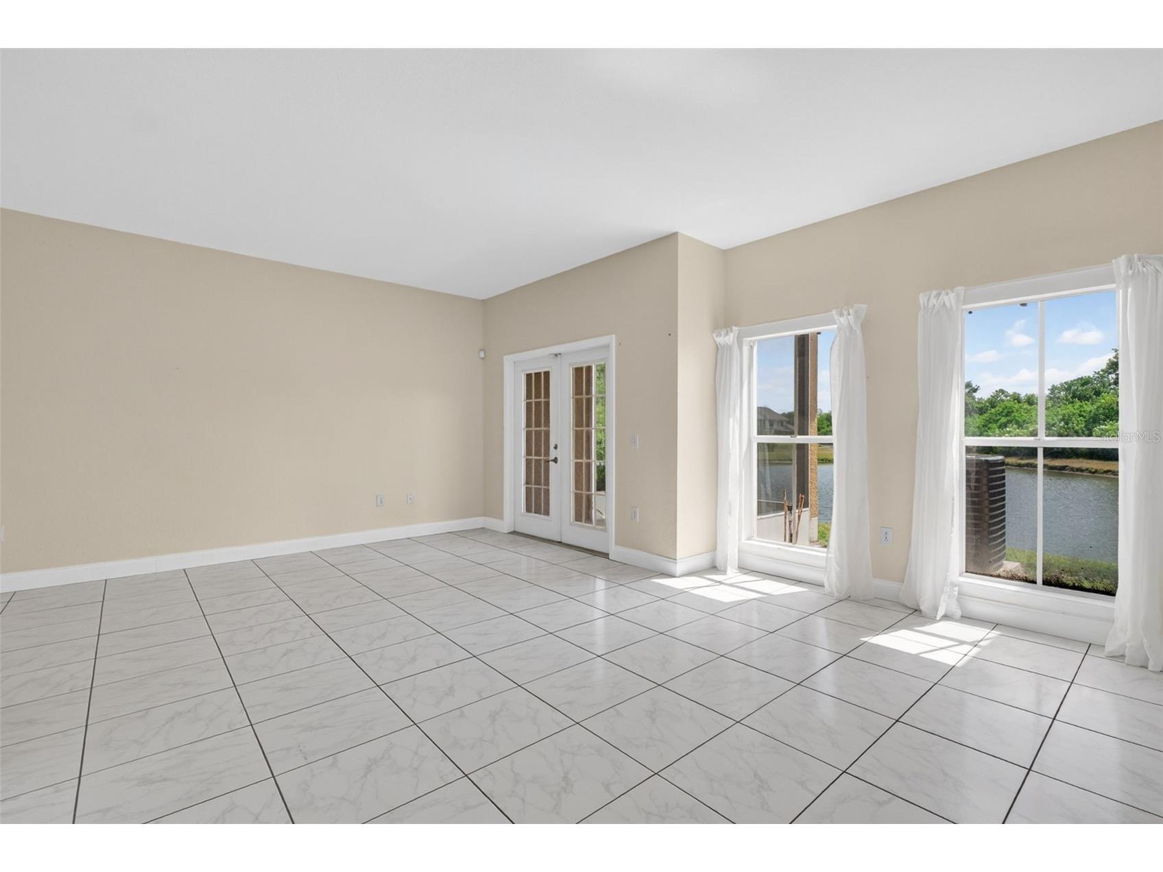 5809 Leopardstown Drive Tampa FL 33610 TB8502504 image12