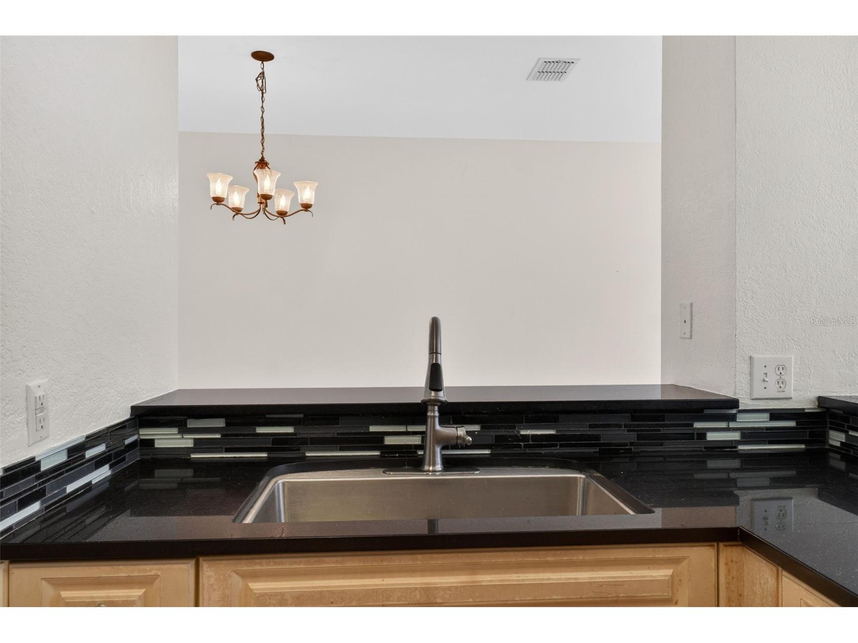 5809 Leopardstown Drive Tampa FL 33610 TB8502504 image18