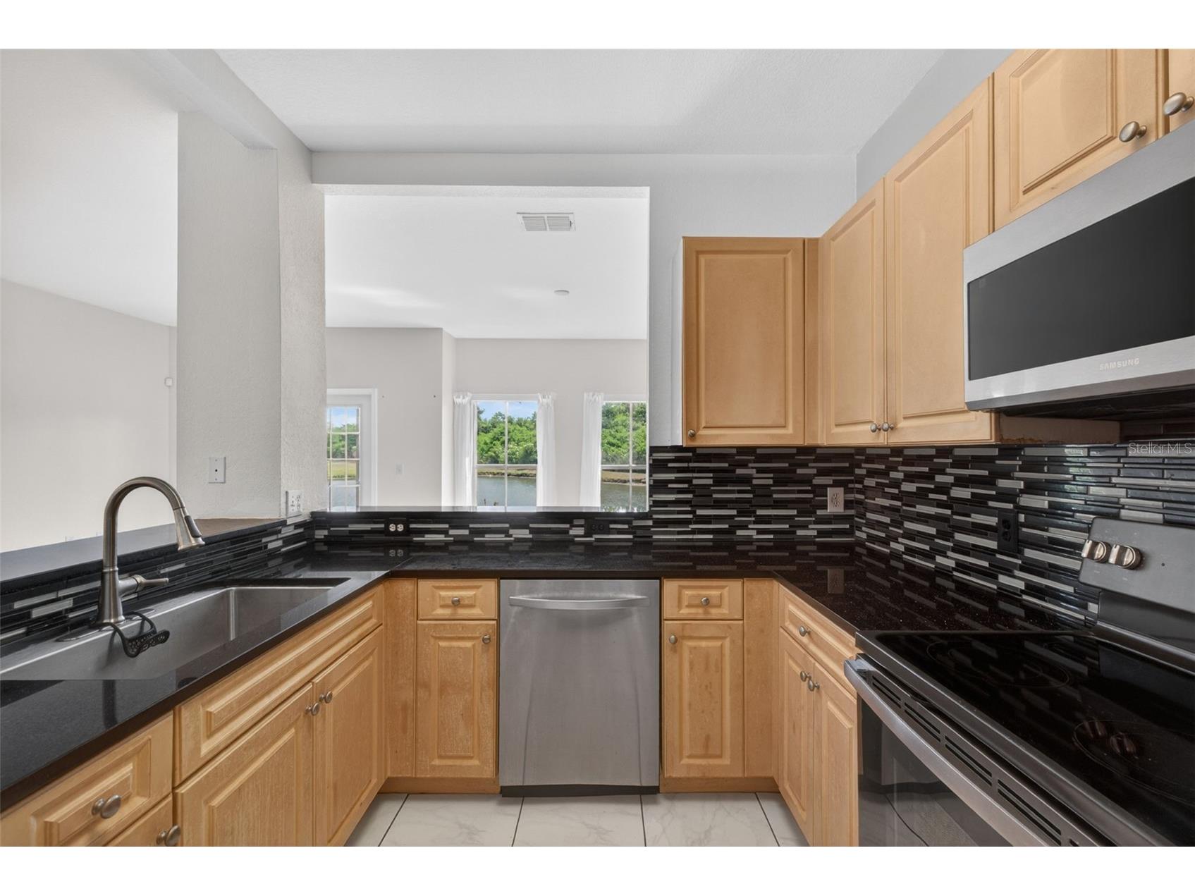 5809 Leopardstown Drive Tampa FL 33610 TB8502504 image19