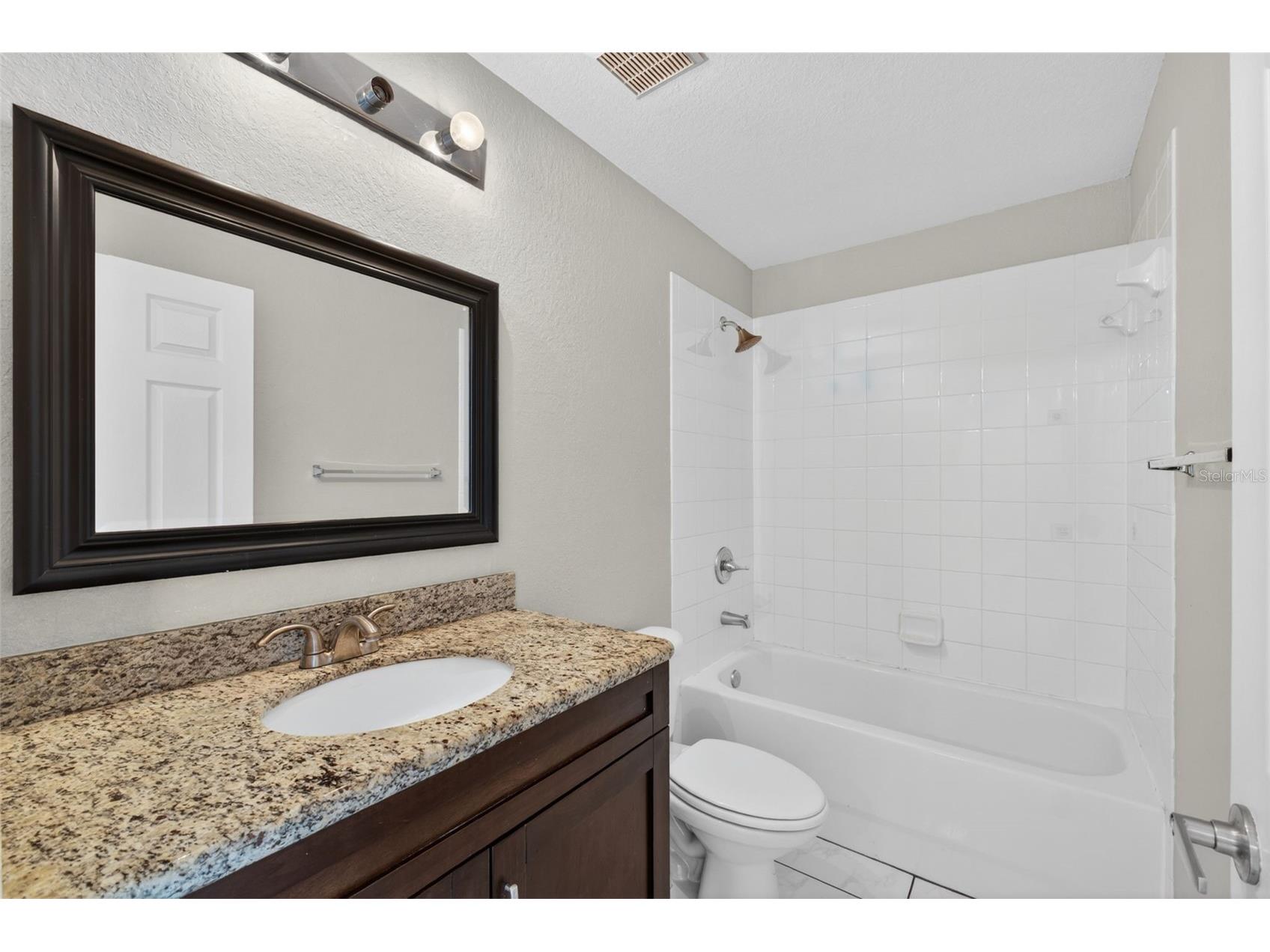 5809 Leopardstown Drive Tampa FL 33610 TB8502504 image32