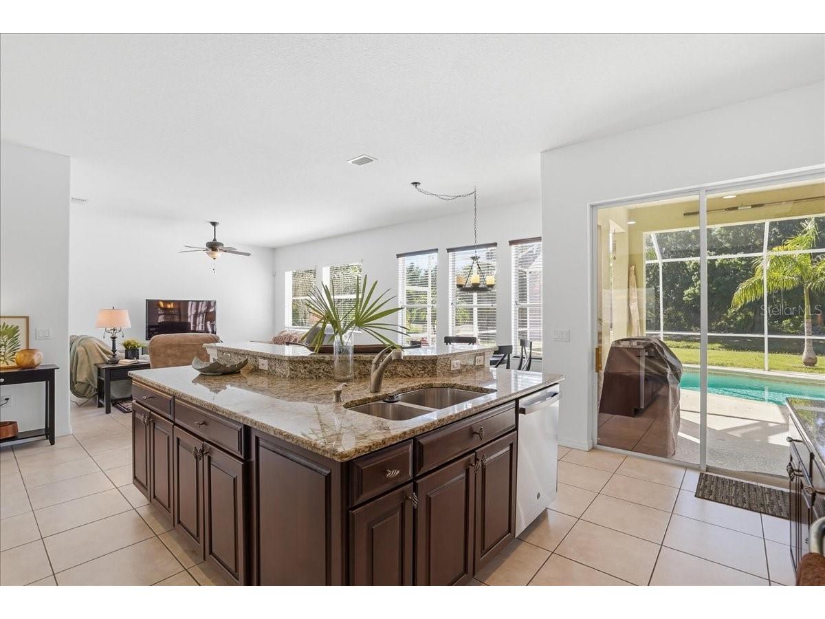 5809 Lexington Drive Parrish FL 34219 A4689962 image14