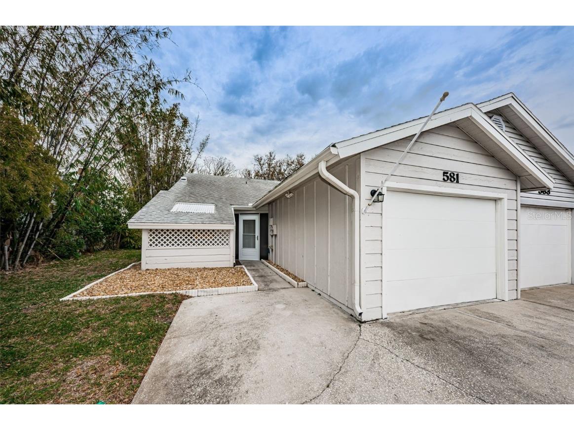 581 Daventry Square Palm Harbor FL 34683 U8233202 image1