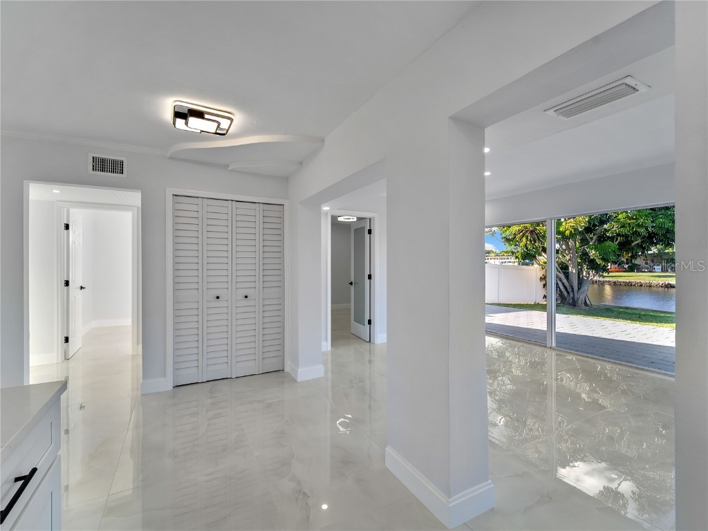 581 Lindley Terrace Port Charlotte FL 33952 - NOTSON WATERWAY C7516333 image12