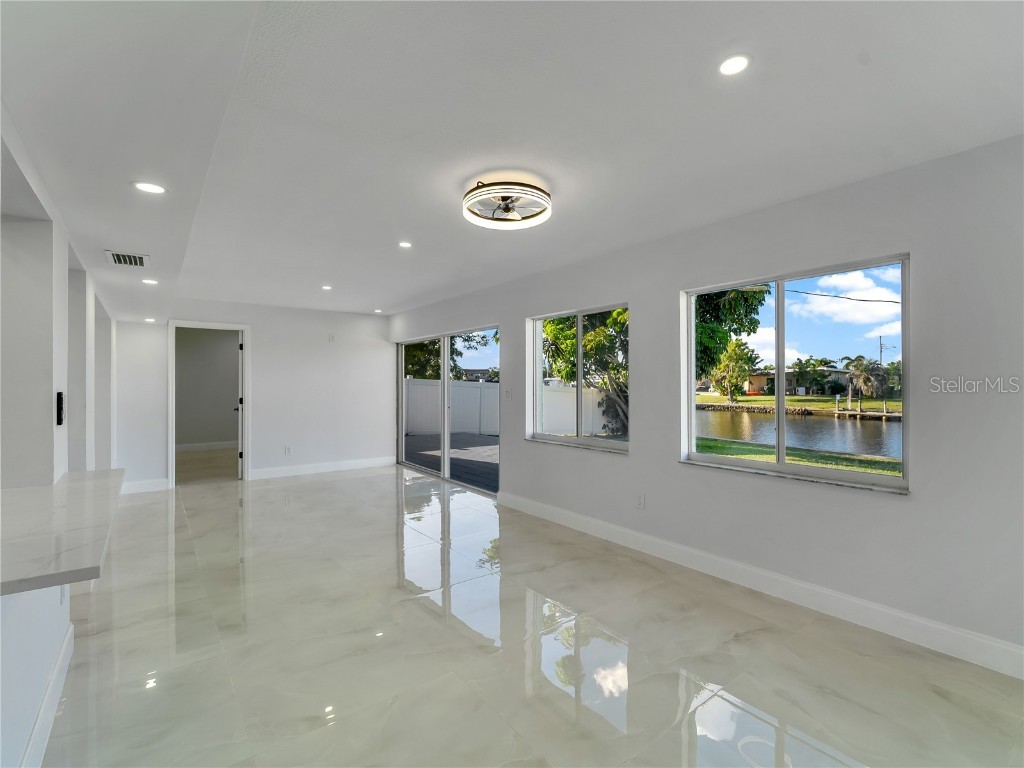 581 Lindley Terrace Port Charlotte FL 33952 - NOTSON WATERWAY C7516333 image15