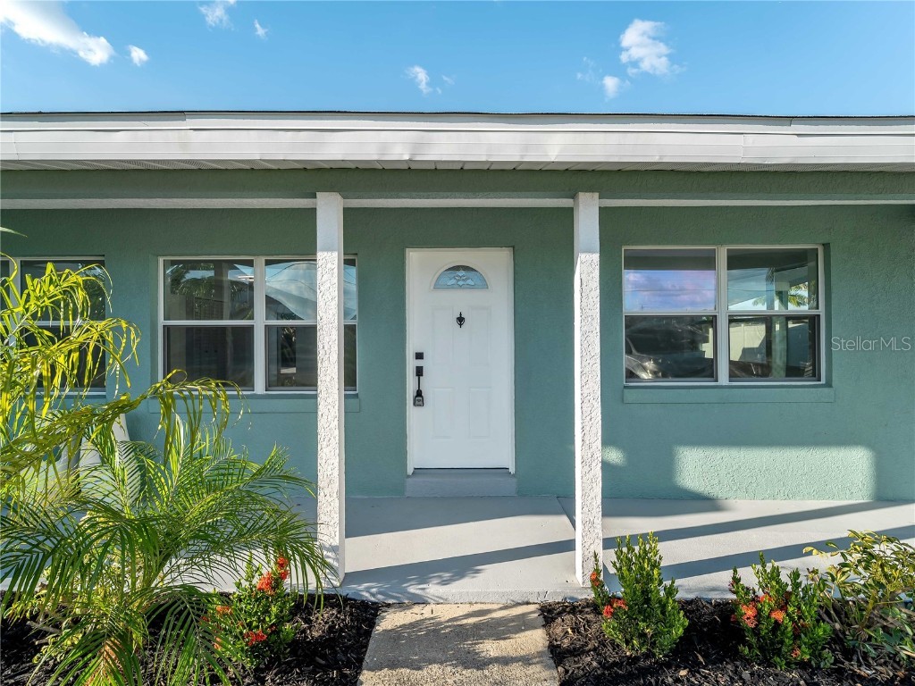 581 Lindley Terrace Port Charlotte FL 33952 - NOTSON WATERWAY C7516333 image4