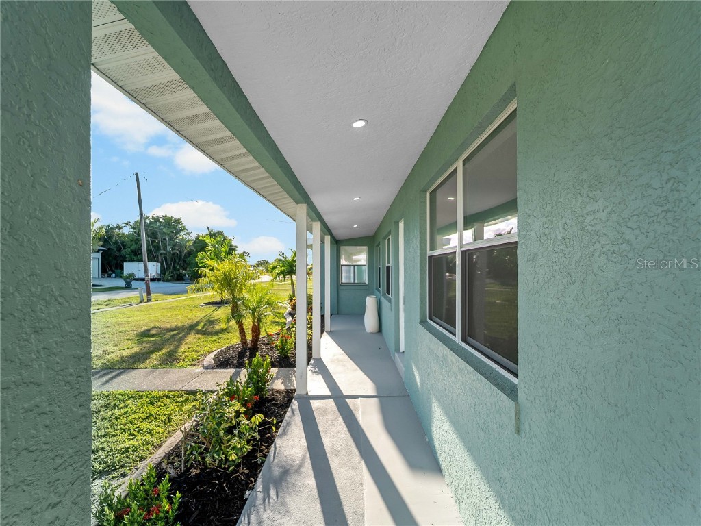 581 Lindley Terrace Port Charlotte FL 33952 - NOTSON WATERWAY C7516333 image5