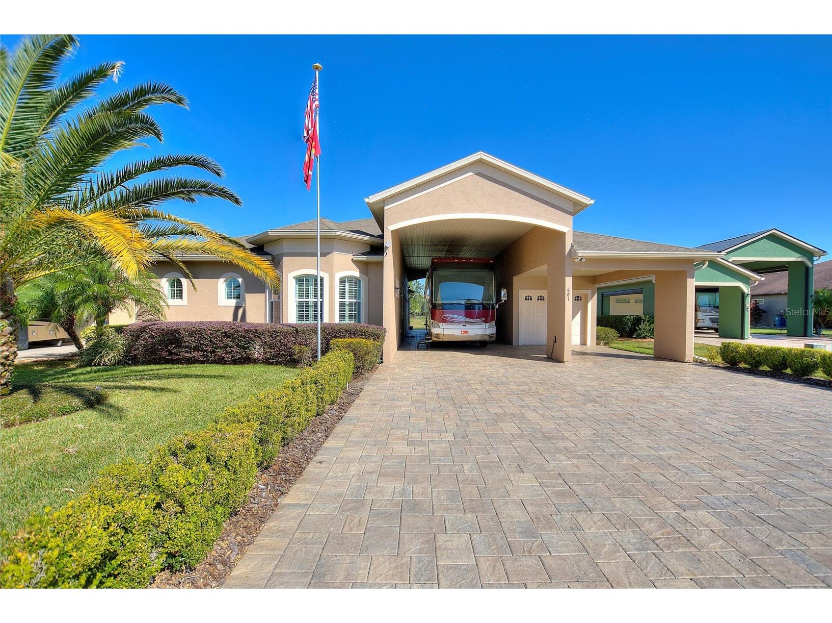581 Meandering Way Polk City FL 33868 L4956088 image1