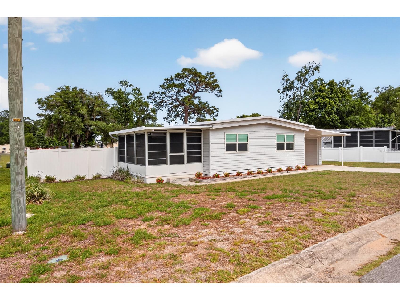 581 NE 64th Avenue Ocala FL 34470 OM724493 image2