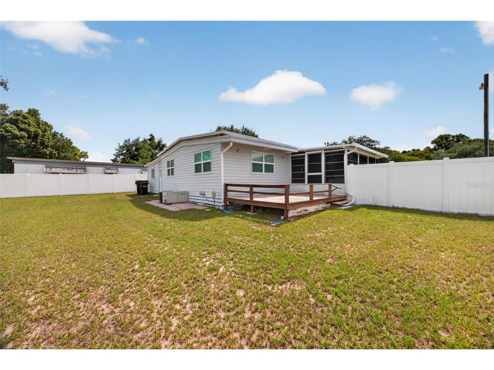 581 NE 64th Avenue Ocala FL 34470 OM724493 image25
