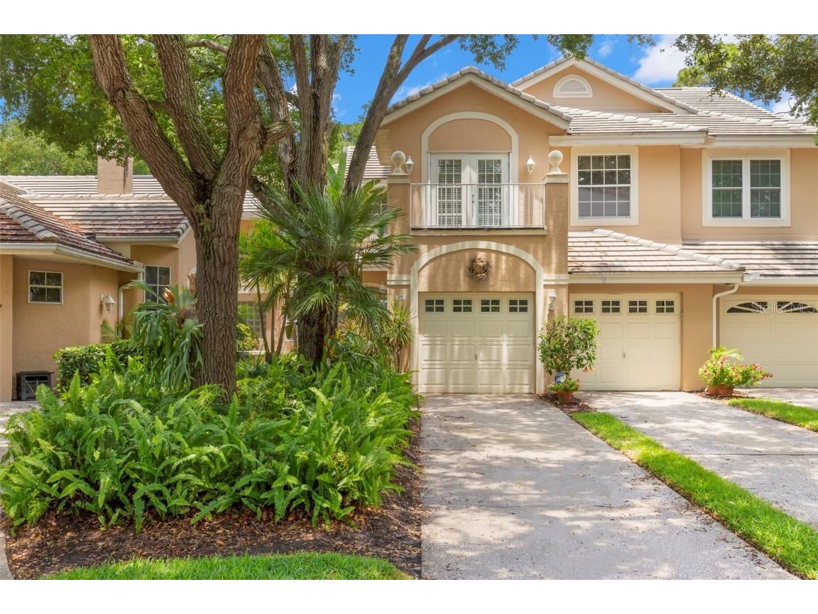 581 Red Cedar Court NE Saint Petersburg FL 33703 U8242882 image1