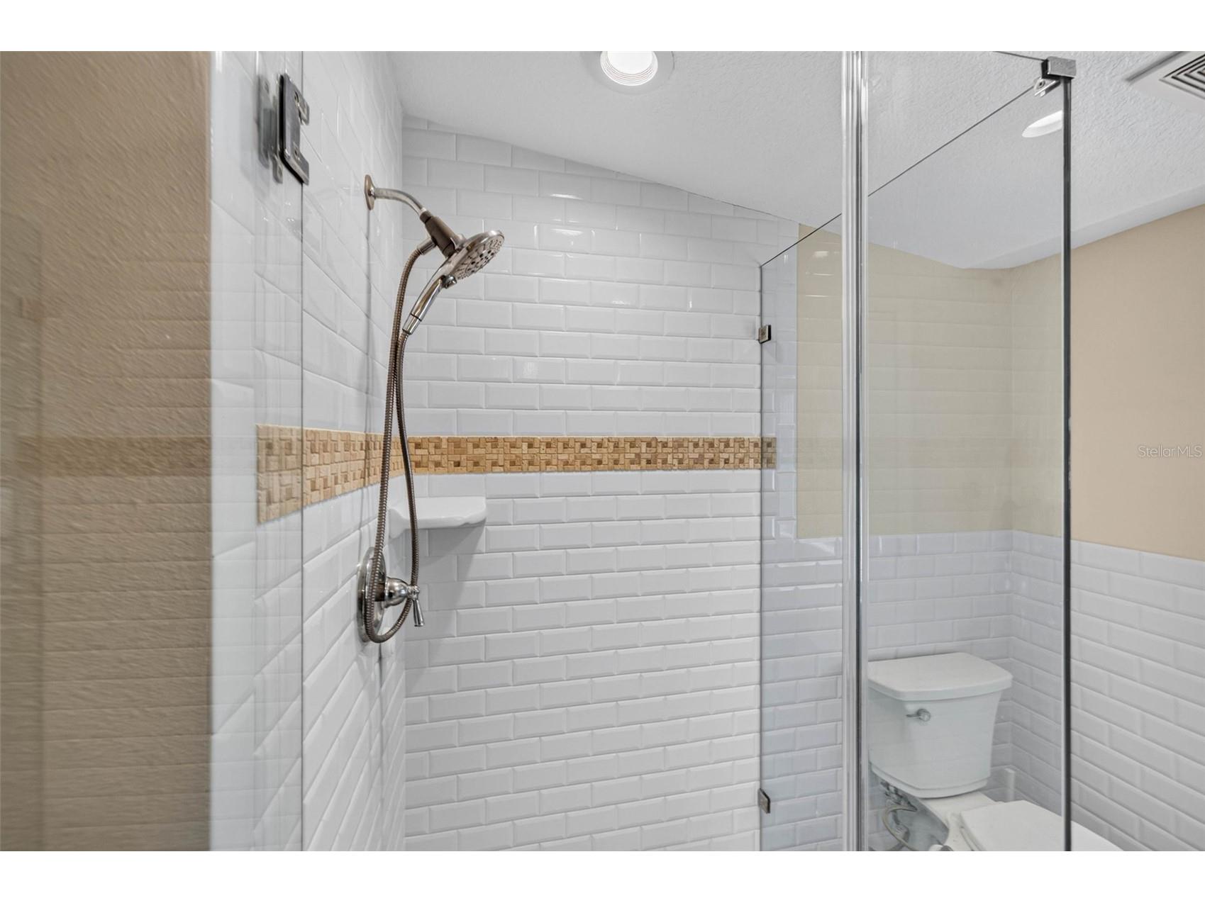 5810 20th Avenue S Saint Petersburg FL 33707 TB8527768 image27