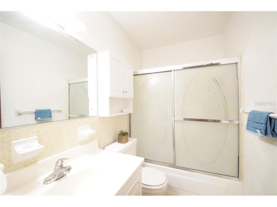 5810 21st Street N #15 Saint Petersburg FL 33714 TB8414611 image11