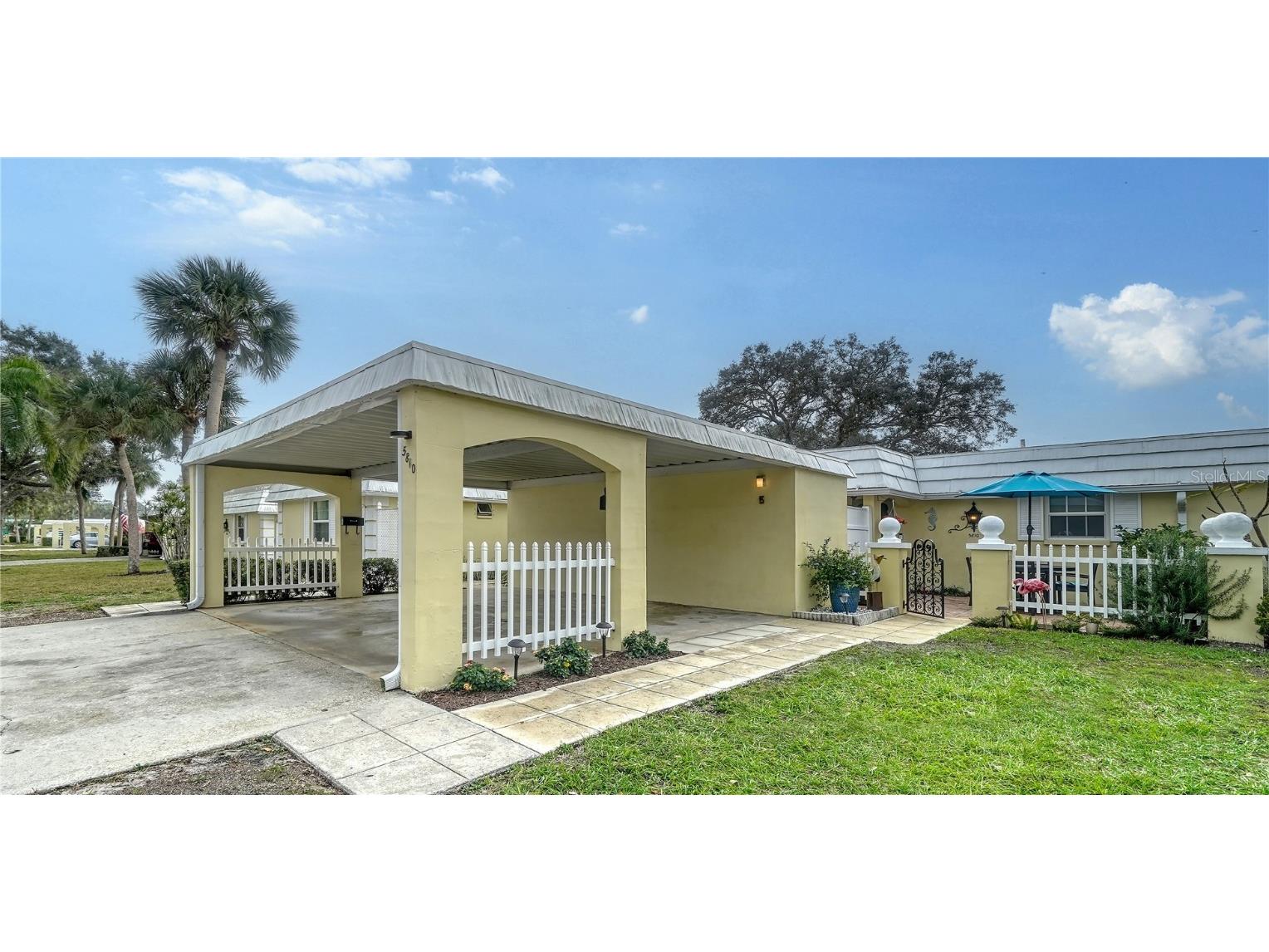 5810 Driftwood Place #31 Sarasota FL 34231 A4595037 image1