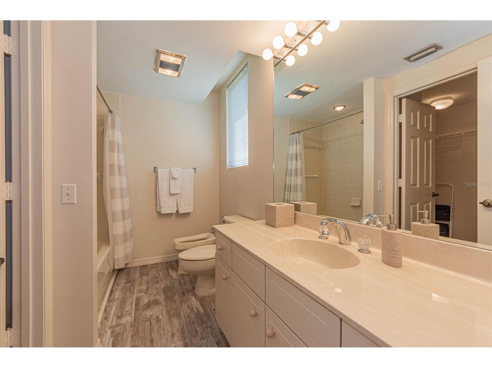 5810 Highway A1a #2B Vero Beach FL 32963 O6391079 image17