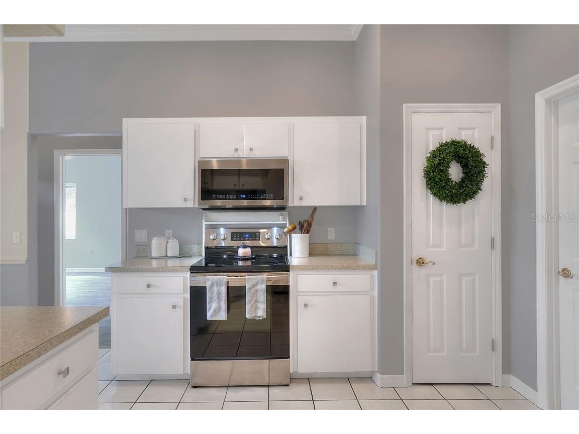 5810 Lake Victoria Drive Lakeland FL 33813 - LITTLE LAKE VICTORIA A4648701 image18