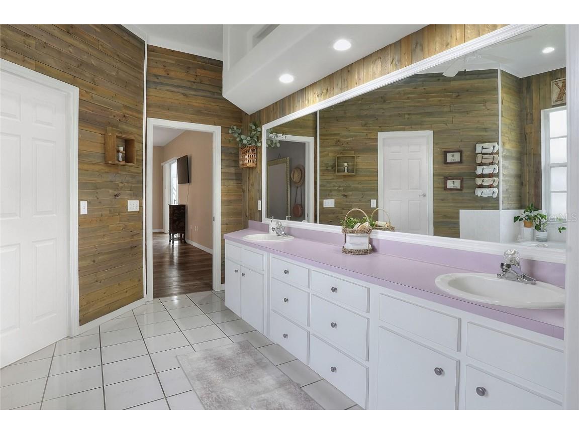 5810 Lake Victoria Drive Lakeland FL 33813 - LITTLE LAKE VICTORIA A4648701 image25