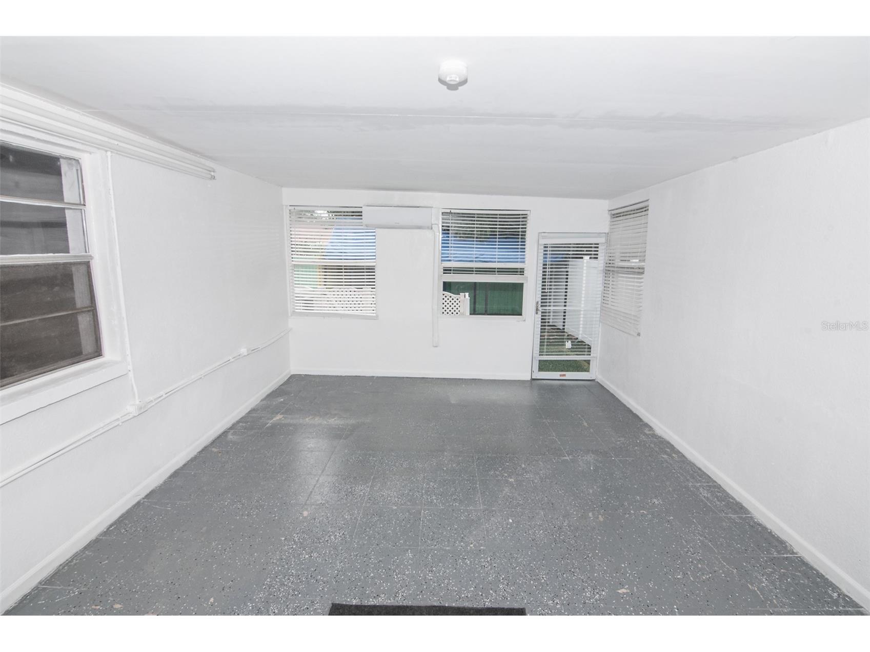5810 N Thatcher Avenue Tampa FL 33614 TB8507401 image40