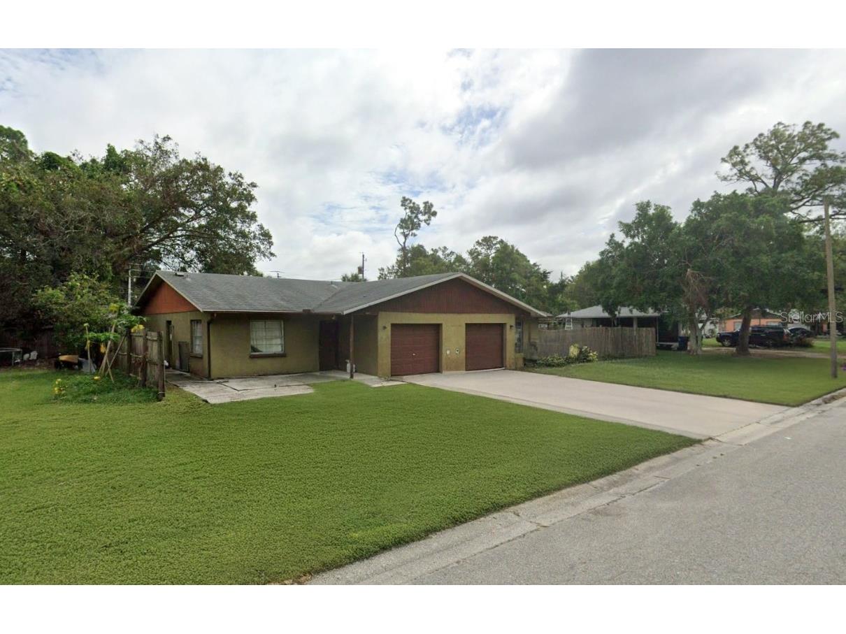 5811 4th Street E Bradenton FL 34203 A4639069 image1