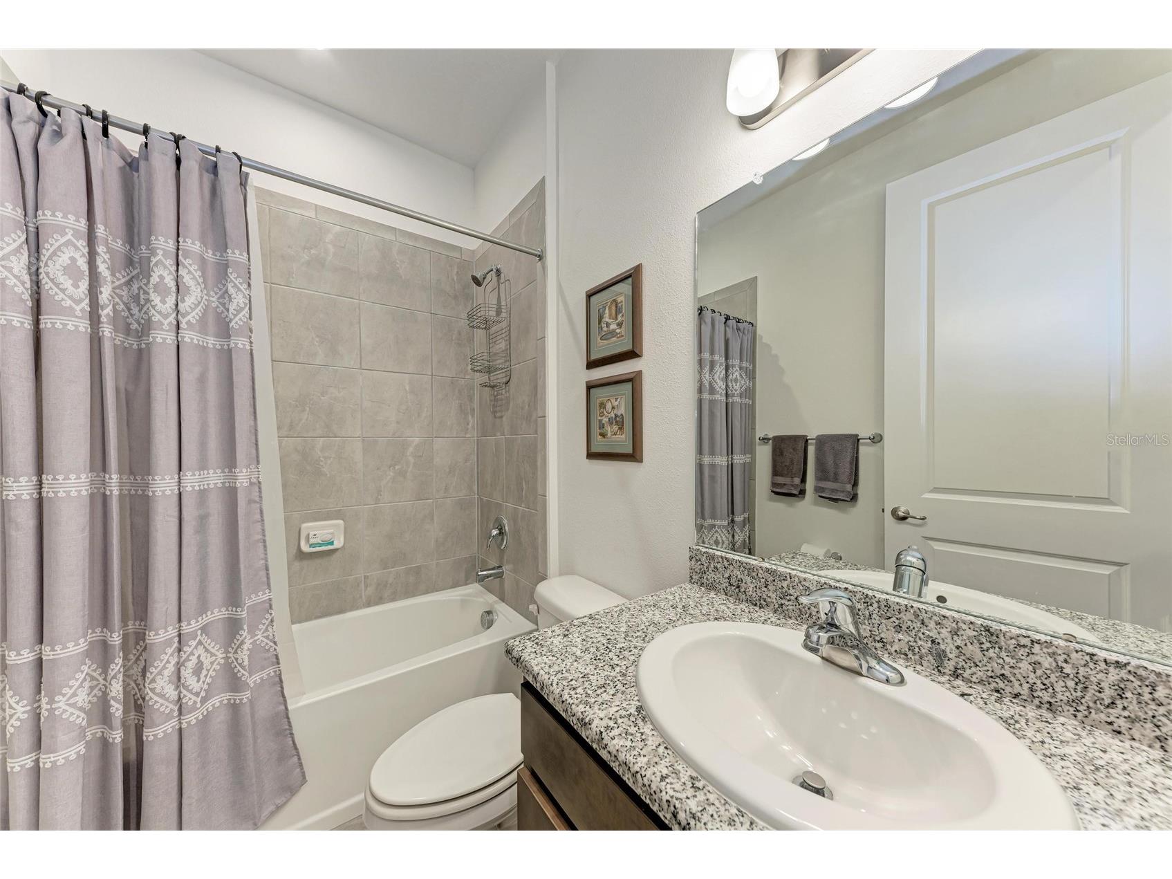 5811 Campina Place Palmetto FL 34221 A4692236 image37