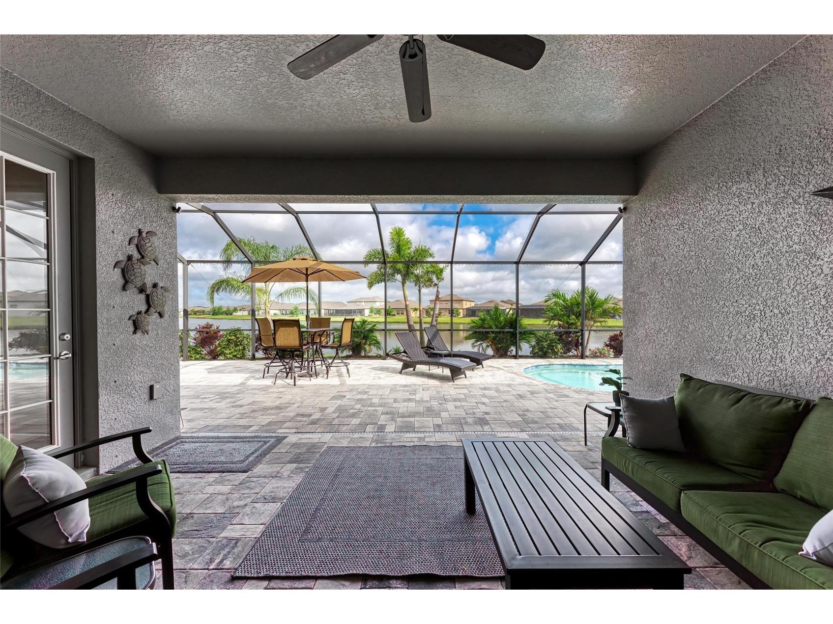5811 Campina Place Palmetto FL 34221 A4692236 image44