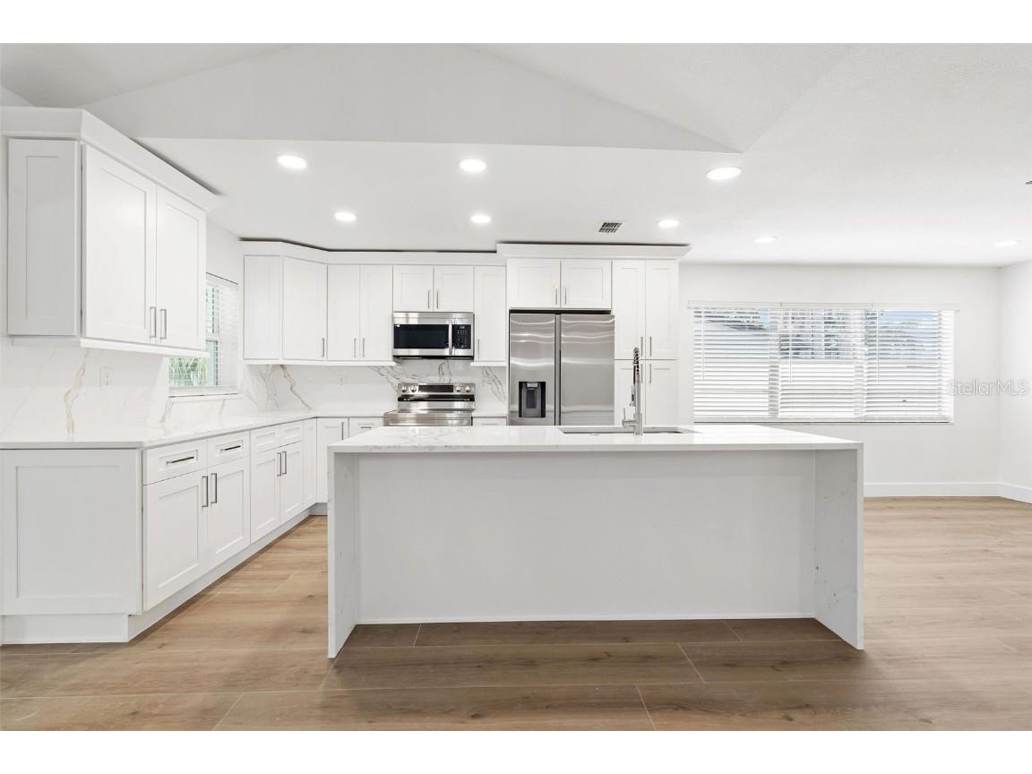 5811 Imperial Key Tampa FL 33615 TB8427795 image10