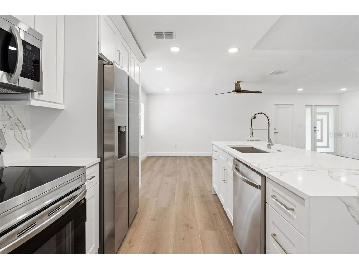 5811 Imperial Key Tampa FL 33615 TB8427795 image14