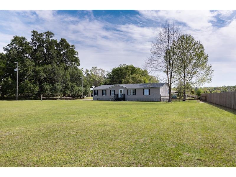 5811 NE County Road 1469 Hawthorne FL 32640 GC511827 image1