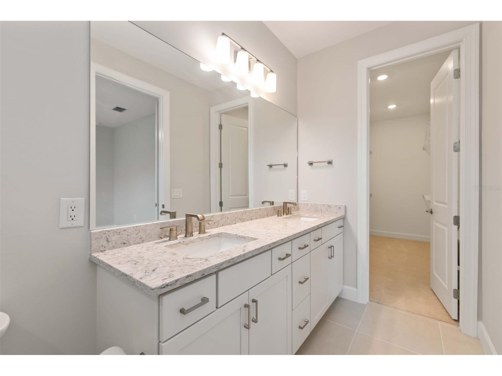 5811 Silverside Pine Court Lakewood Ranch FL 34211 A4681775 image24