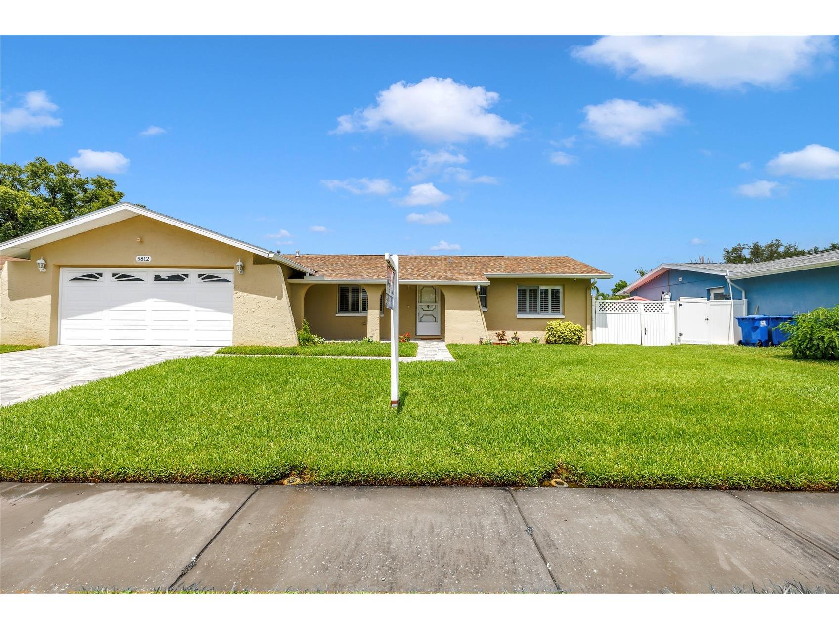 5812 16th Lane NE Saint Petersburg FL 33703 TB8526457 image1