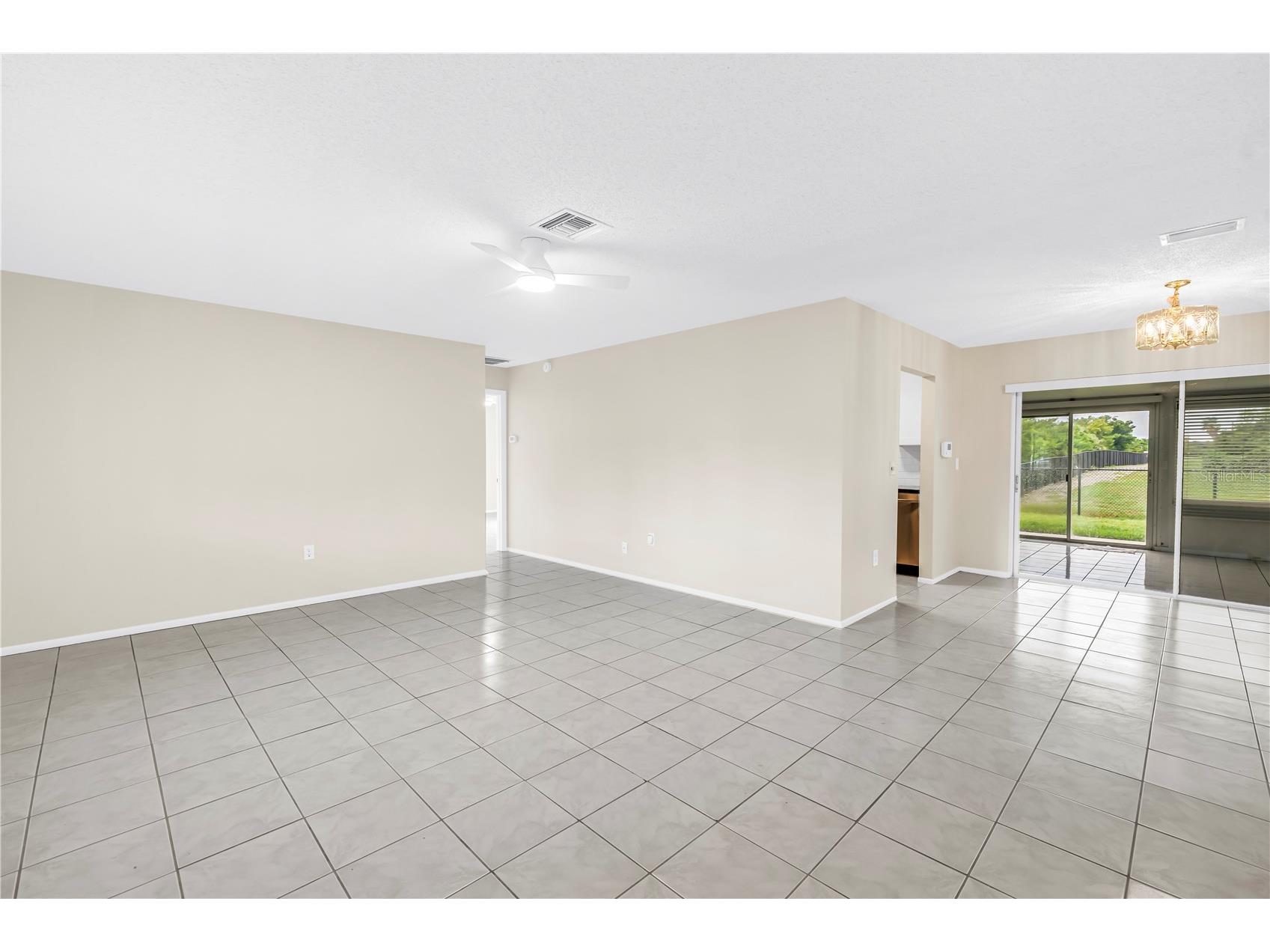 5812 16th Lane NE Saint Petersburg FL 33703 TB8526457 image11
