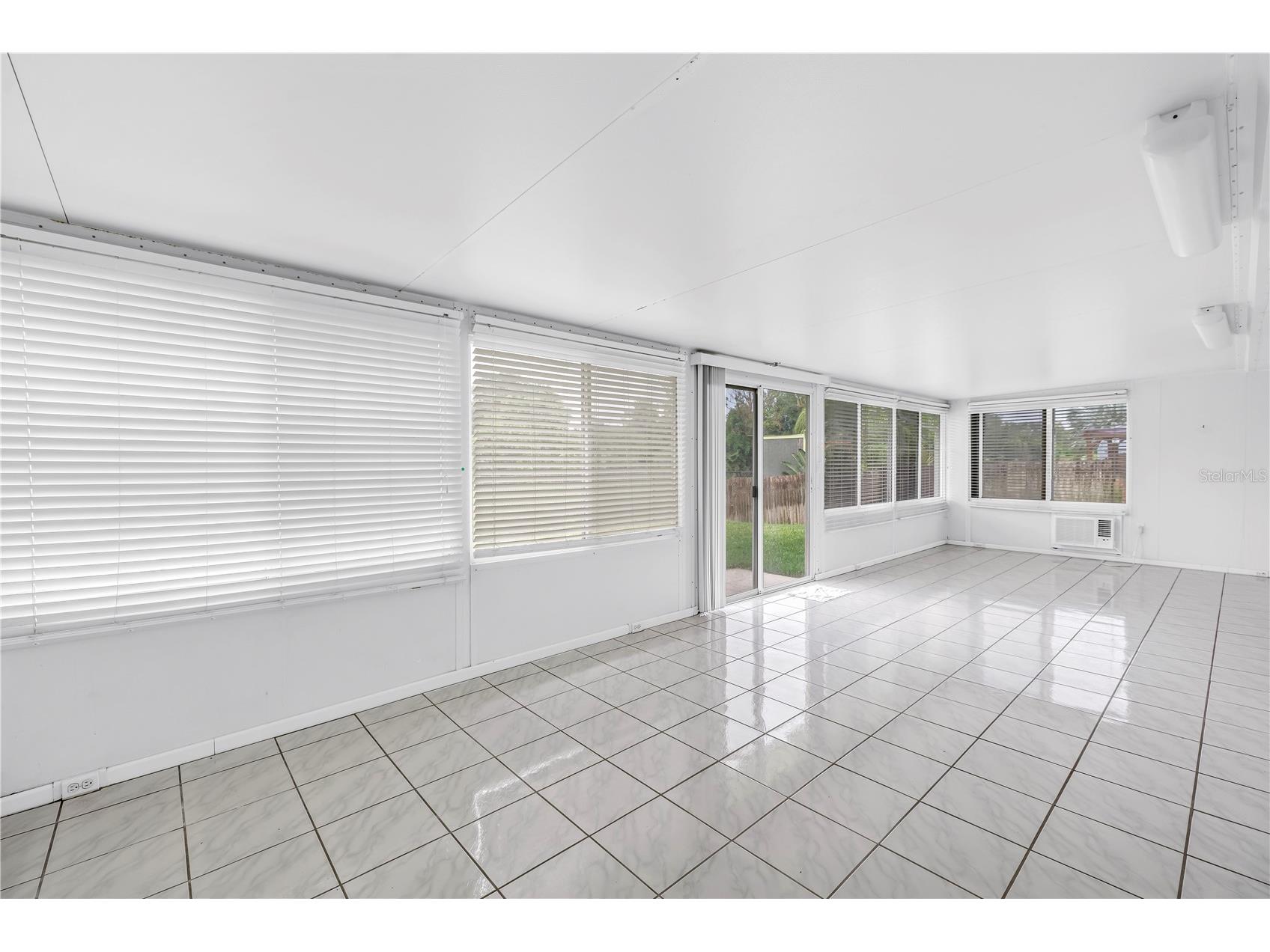 5812 16th Lane NE Saint Petersburg FL 33703 TB8526457 image31