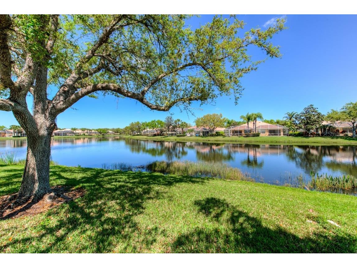 5812 Helicon Place Sarasota FL 34238 A4604396 image1