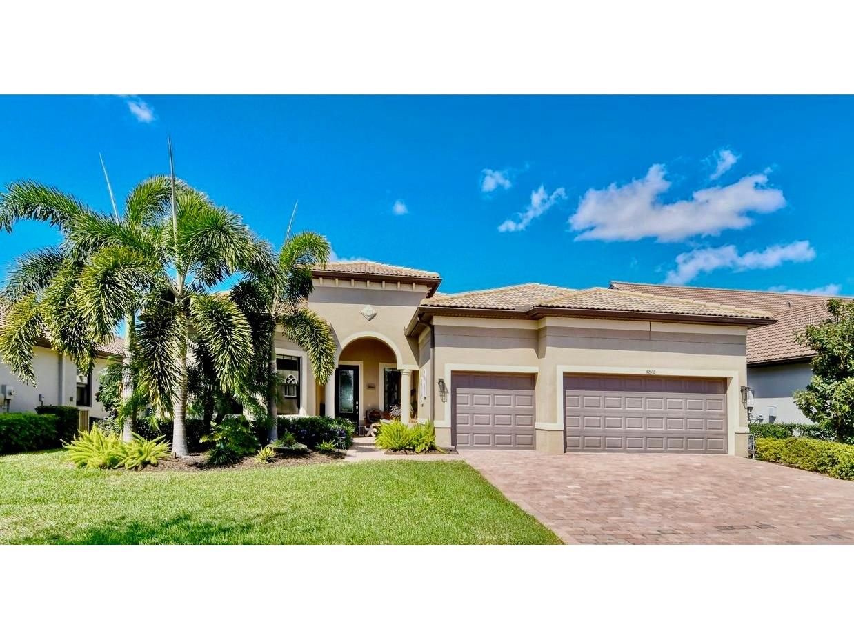 5812 Hidden Willow Court Sarasota FL 34238 A4561409 image1
