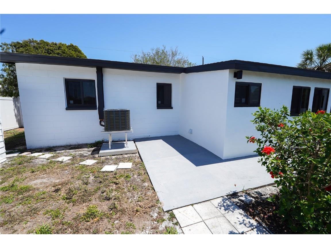 5812 Liverpool Drive Tampa FL 33615 TB8371004 image12