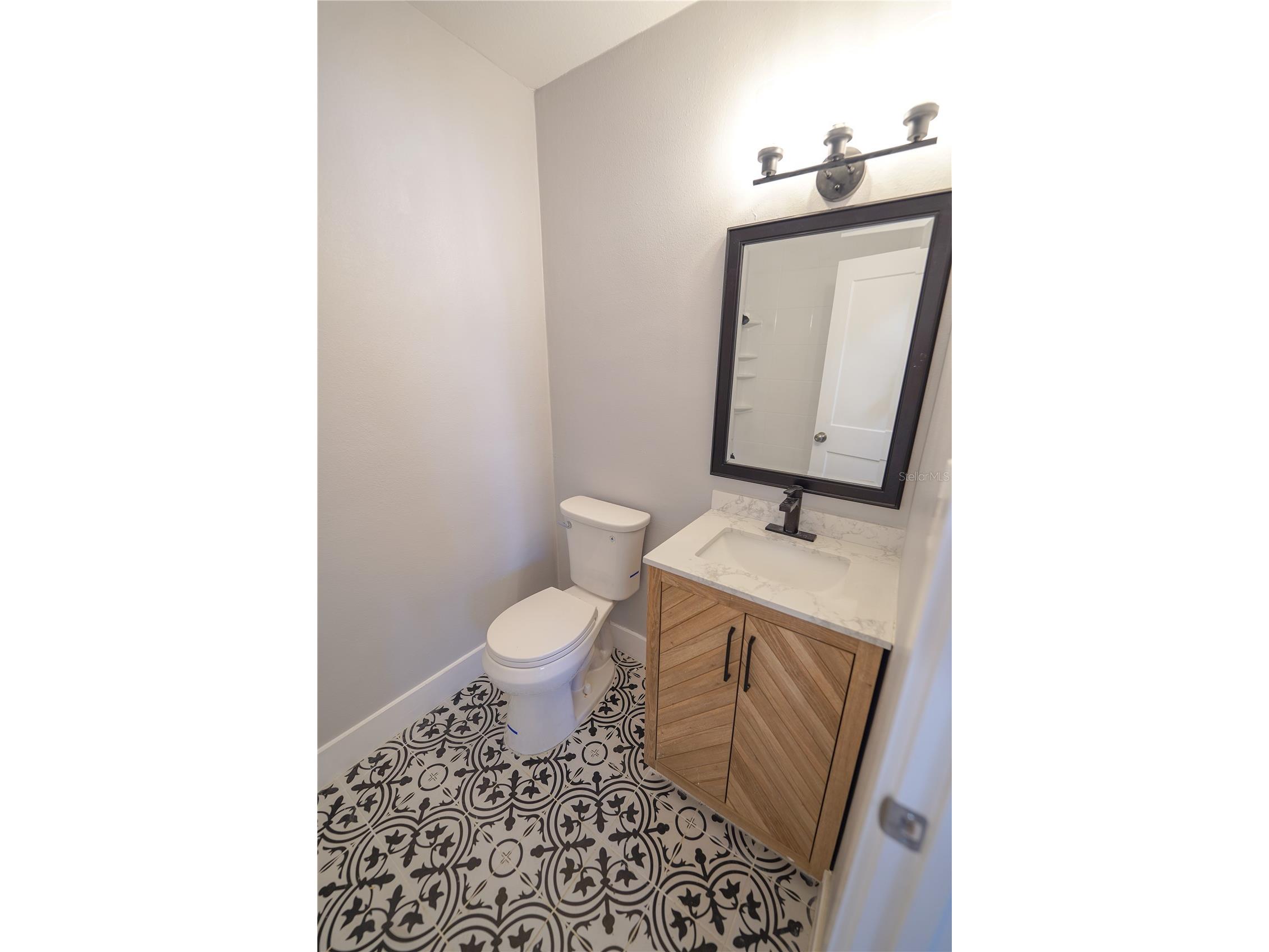 5812 Liverpool Drive Tampa FL 33615 TB8513373 image54