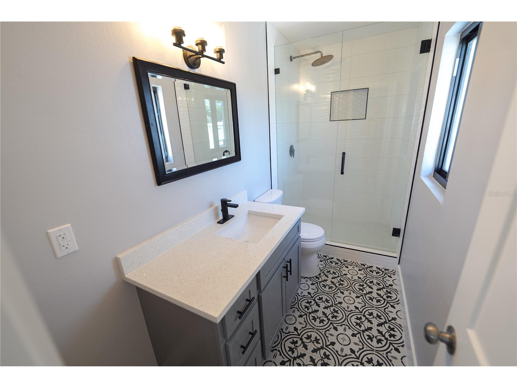 5812 Liverpool Drive Tampa FL 33615 TB8513373 image61