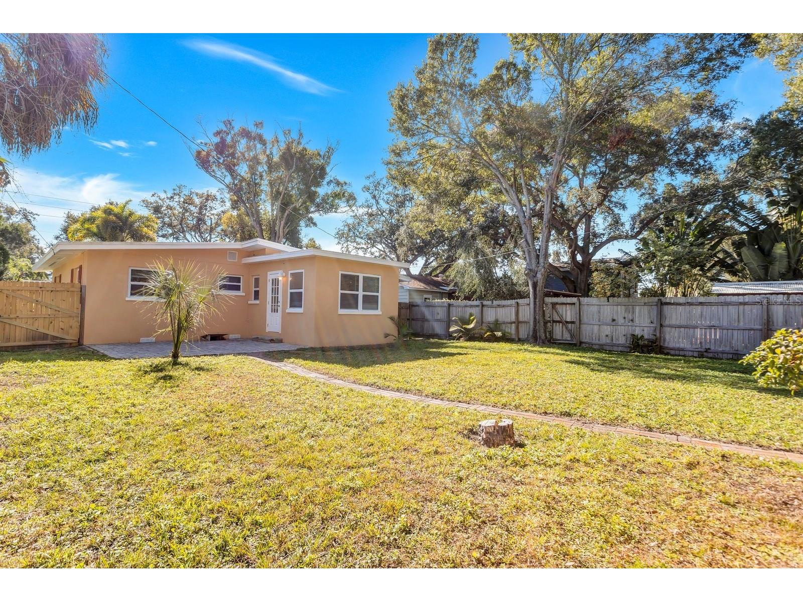 5813 27th Avenue S Gulfport FL 33707 TB8528025 image12