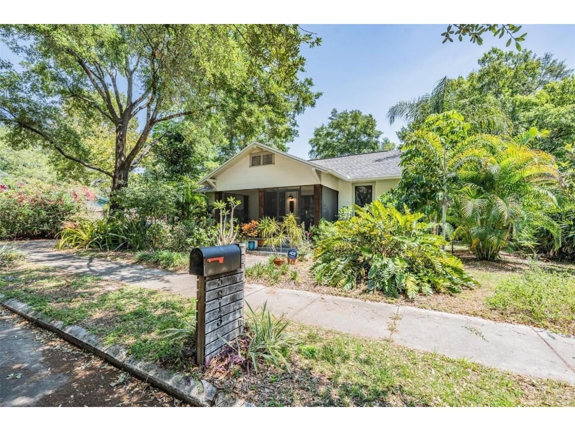 5813 Osceola Place #1/2 Tampa FL 33604 T3520269 image1