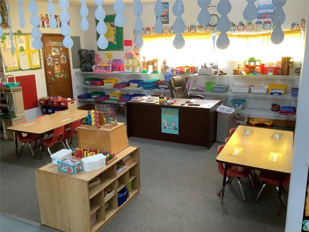 5814 8th St Zephyrhills FL 33542 TB8445750 image17