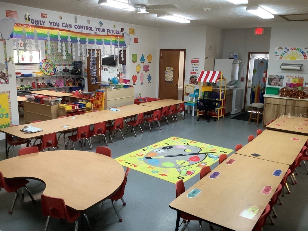 5814 8th St Zephyrhills FL 33542 TB8445750 image18