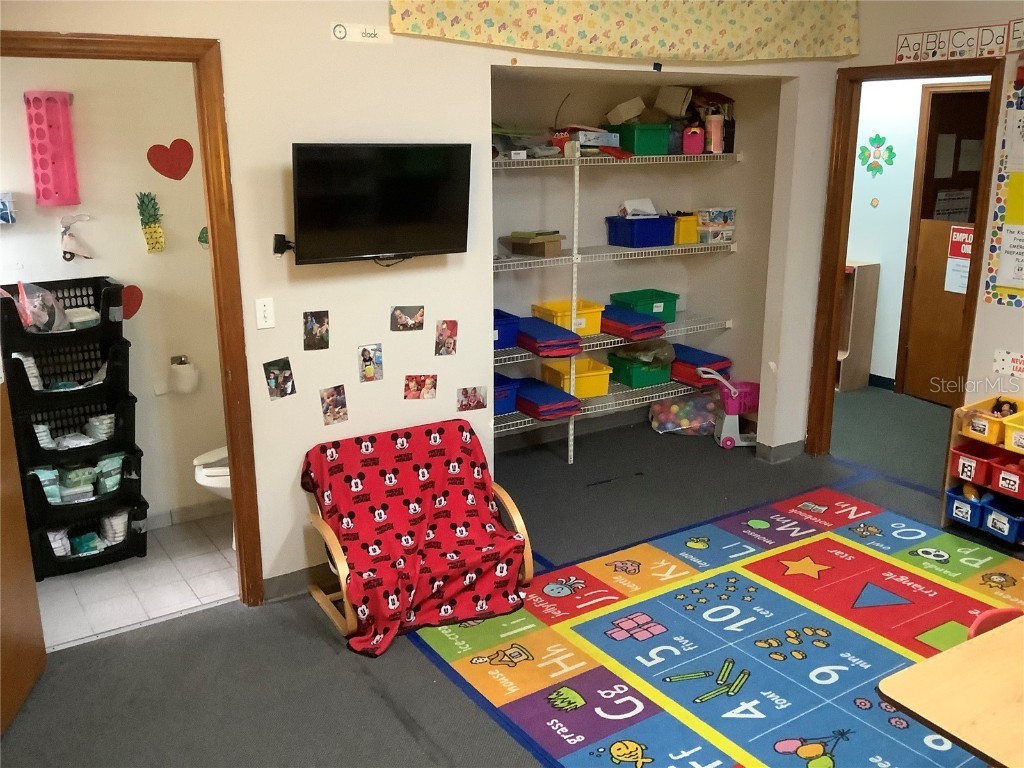 5814 8th St Zephyrhills FL 33542 TB8445750 image19