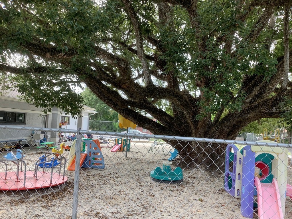 5814 8th St Zephyrhills FL 33542 TB8445750 image6