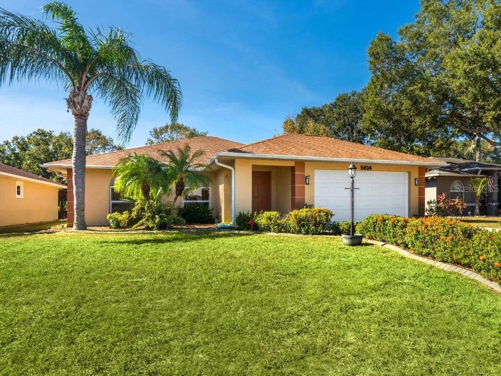 5814 Covington Way Sarasota FL 34232 A4588740 image1