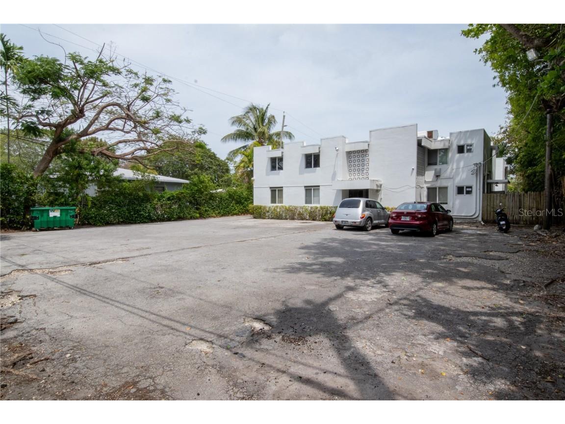 5814 NE 4th Court #103 Miami FL 33173 U8238930 image1