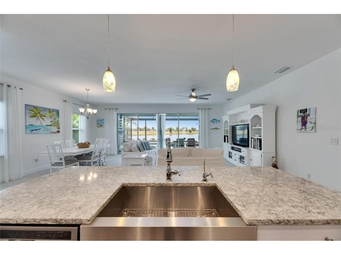 5814 Silver Sun Drive Apollo Beach FL 33572 TB8379382 image39